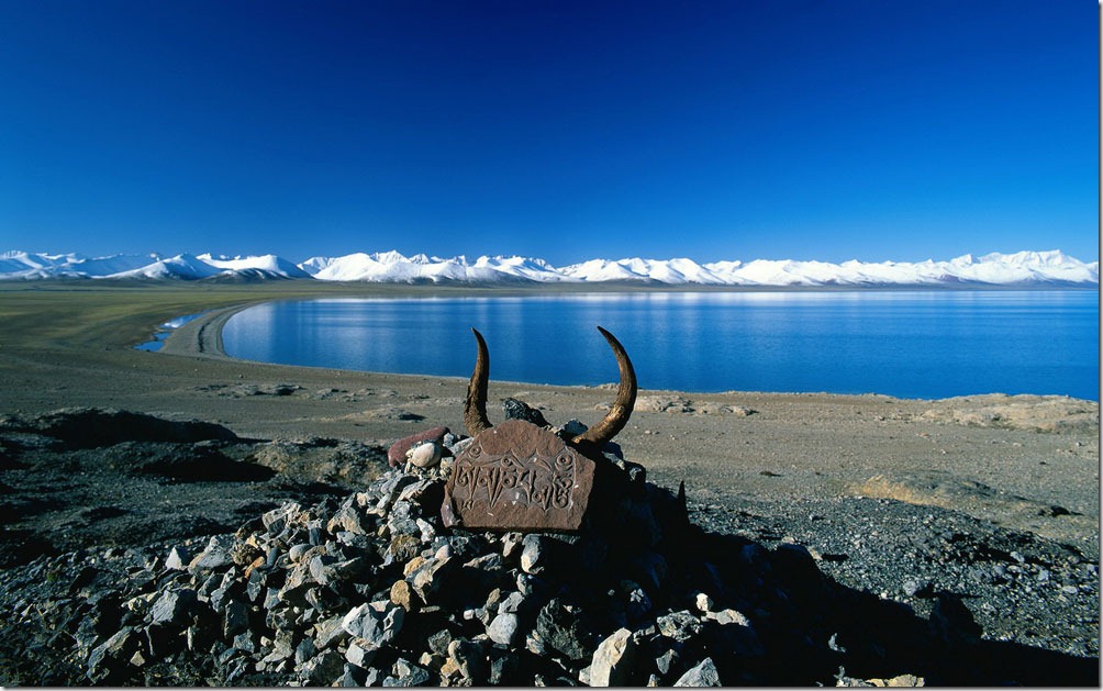 tibet-lake