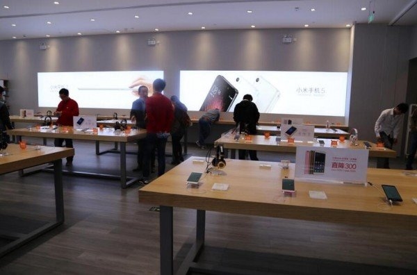老外大吃一惊！小米总部探秘：内部是这样